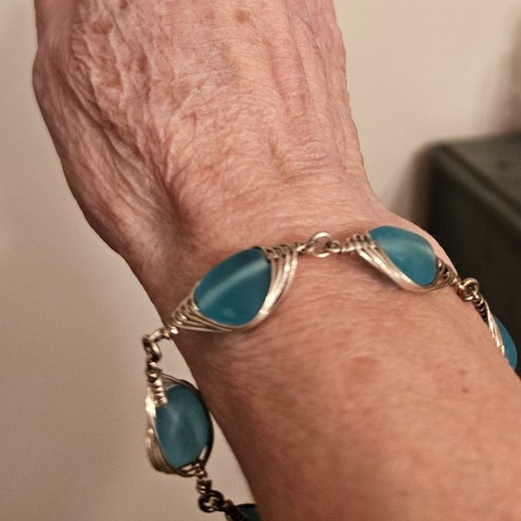 Source Unknown Jewelry - Pure silver bracelet with aquamarine gemstones